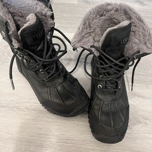 Black UGG Adirondack Boots, size 6.5